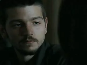 恶心的紫色嘴唇像组中的第一个双。 处女色 ...