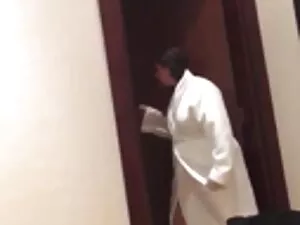 黑色圆屁股5号(2019) 妻子性高清