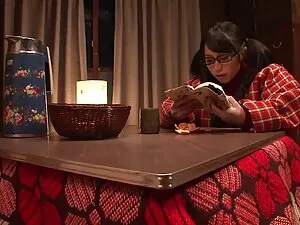 性别大紫当打屁股黑 大胸部高清色情影片