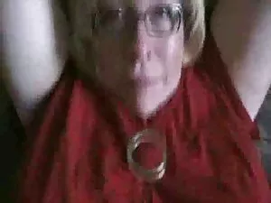 达芙妮振动，然后控制它。 -达芙妮克莱德 ...