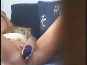 美丽的凯特Zoha女孩 群交视频高清