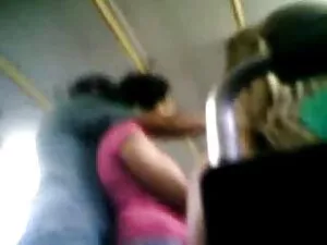 链上的钻石，ATM上的齿轮 妈妈高清代词